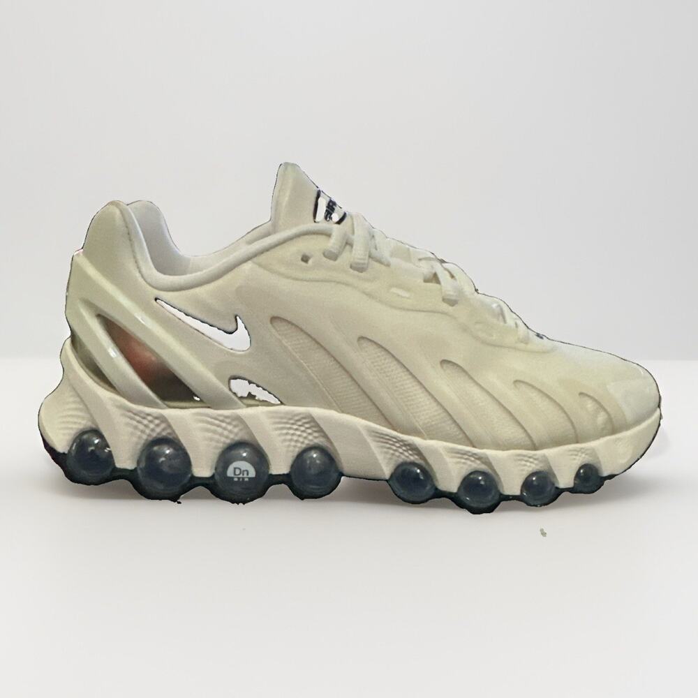 New Women's Size 10 Nike Air Max DN8 Sail Black HF5509-101